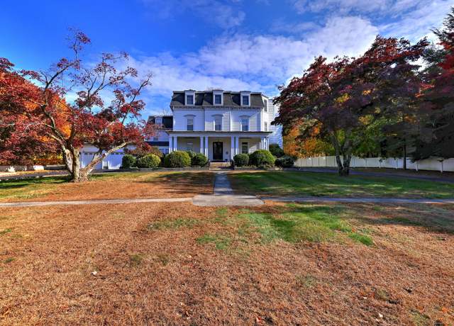 Property at 61 Seymour Ave Apt 2, Derby, CT 06418, 3 beds, 2 baths
