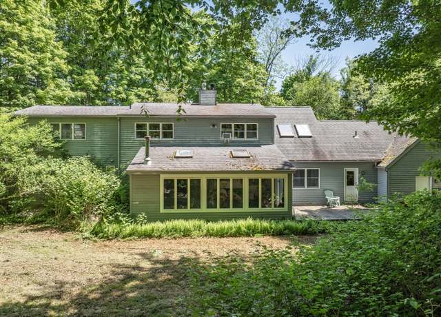 Property at 340 Hanks Hill Rd, Mansfield, CT 06268, 5 beds, 2.5 baths