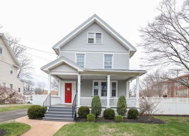 Property at 48 Taylor Ave, East Haven, CT 06512, 3 beds, 1.5 baths