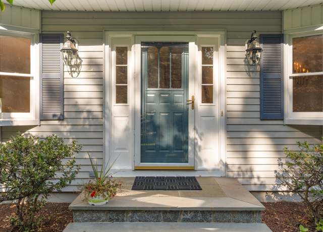 Property at 59 Judith Dr, Danbury, CT 06811, 4 beds, 2.5 baths