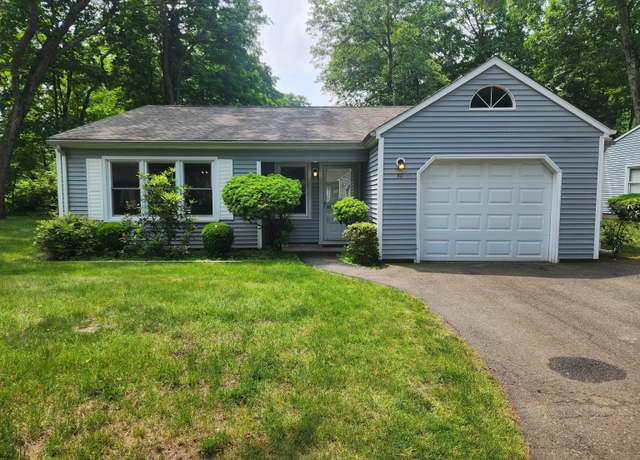 Property at 2415 Shepard Ave Apt 30, Hamden, CT 06518, 2 beds, 2 baths