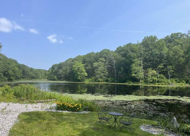 Property at 538 Winthrop Rd, Deep River, CT 06417, 2 beds, 1 bath