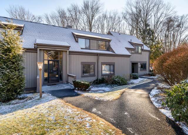 Property at 725 Heritage Vlg Unit D, Southbury, CT 06488, 2 beds, 2 baths