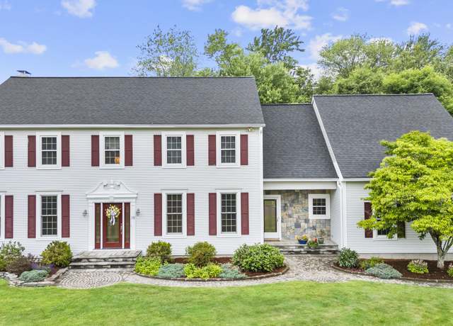 Property at 19 Sea Is, Glastonbury, CT 06033, 5 beds, 4 baths