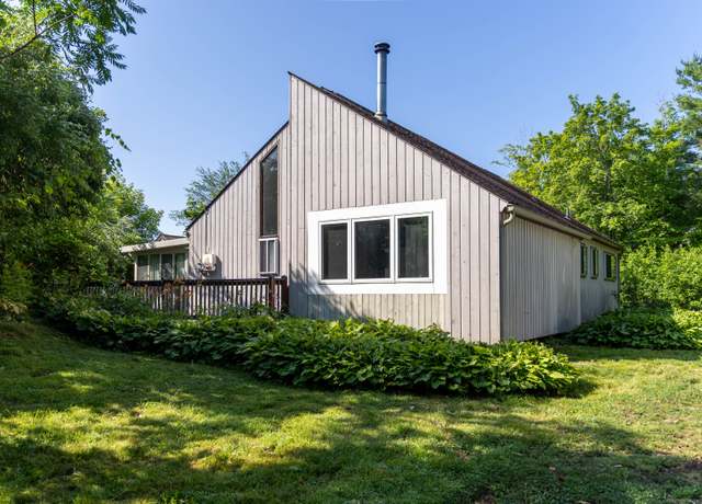 Property at 10 Yellow Green Rd, Middletown, CT 06457, 4 beds, 2 baths
