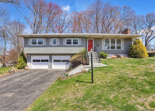 Property at 345 Evening Star Dr, Naugatuck, CT 06770, 3 beds, 2 baths