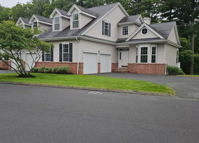 Property at 17 Marble Faun Ln #17, Windsor, CT 06095, 3 beds, 2.5 baths