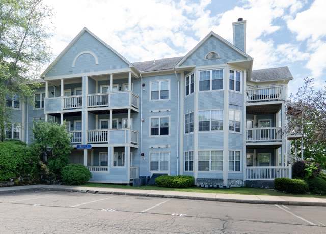 Property at 75 Redwood Dr #609, East Haven, CT 06513, 2 beds, 2 baths