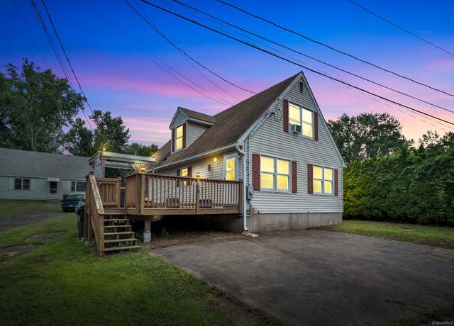 Property at 92 Worthington Point Rd, Berlin, CT 06037, 4 beds, 1.5 baths