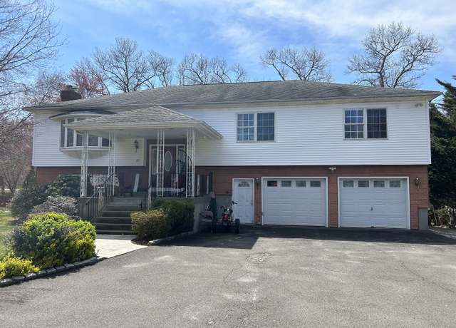 Property at 20 Charlene Dr, Naugatuck, CT 06770, 3 beds, 3 baths