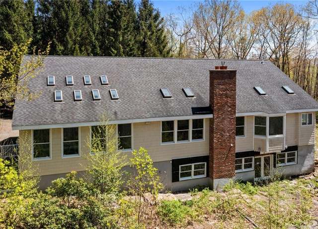 Property at 310 Hart Rd, Guilford, CT 06437, 3 beds, 2 baths