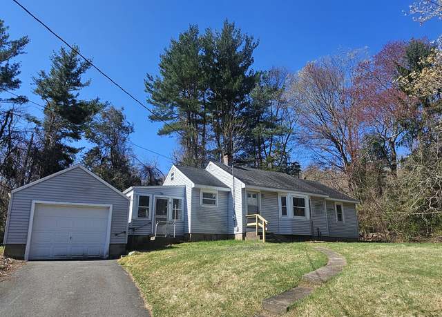 Property at 35 Thayer Rd, Haddam, CT 06441, 3 beds, 1 bath