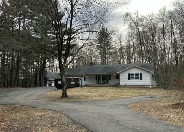 Property at 321 Jones Hollow Rd, Marlborough, CT 06447, 3 beds, 2 baths