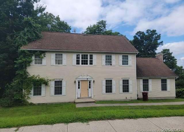 Property at 7 Fawn Meadow Dr, Naugatuck, CT 06770, 4 beds, 2.5 baths