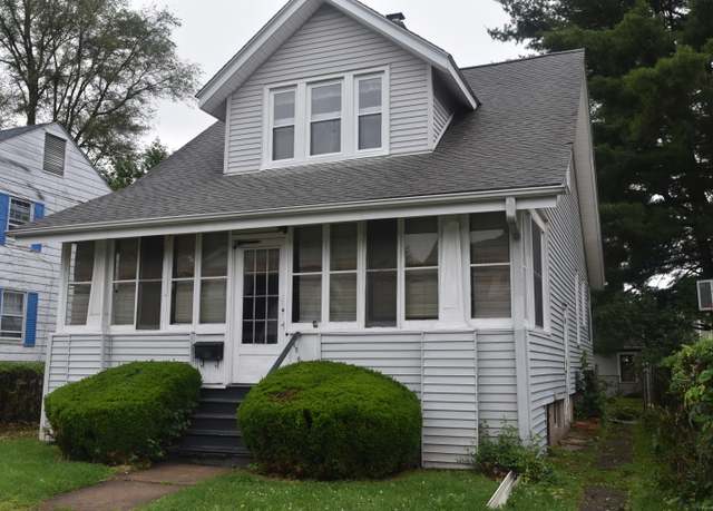 Property at 190 Victoria Rd, Hartford, CT 06114, 3 beds, 1 bath