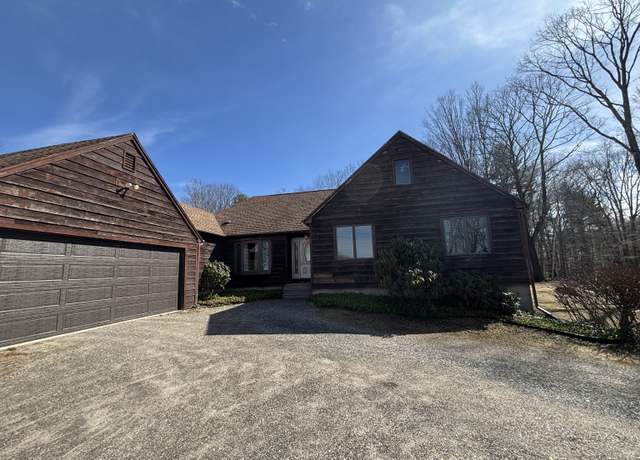Property at 2520 Mountain Rd, Torrington, CT 06790, 4 beds, 2.5 baths