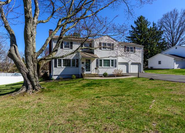 Property at 12 Windsor Rd E, North Haven, CT 06473, 4 beds, 2.5 baths