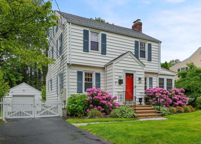Property at 161 Crestwood Rd, Fairfield, CT 06824, 2 beds, 1 bath