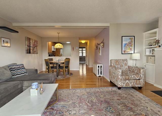 Property at 55 Mill Plain Rd Unit 26-1, Danbury, CT 06811, 1 bed, 1 bath