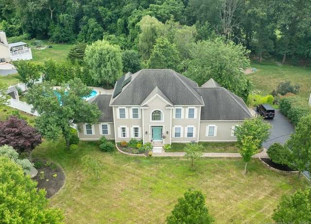 Property at 27 Sable Dr, Ledyard, CT 06339, 4 beds, 2.5 baths