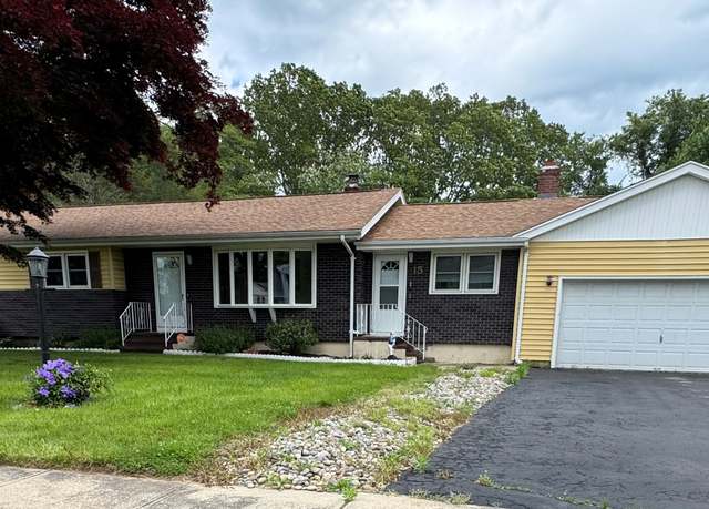 Property at 15 Zolan Dr, East Haven, CT 06513, 3 beds, 1.5 baths