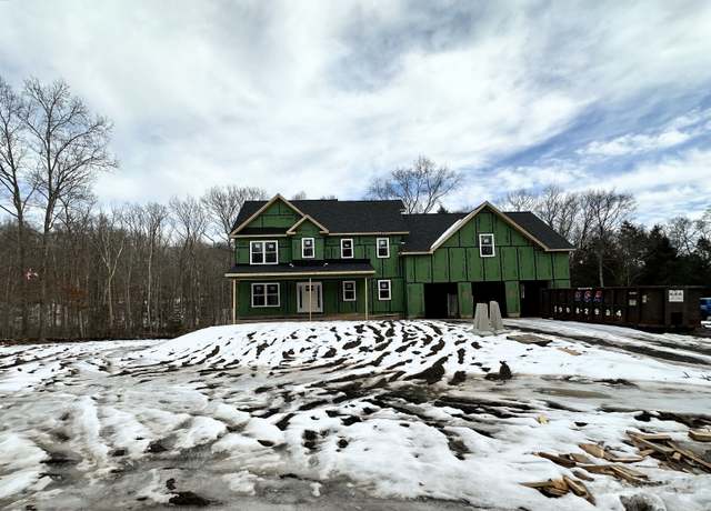 Property at 378 Jones Hollow Rd, Marlborough, CT 06447, 4 beds, 2.5 baths
