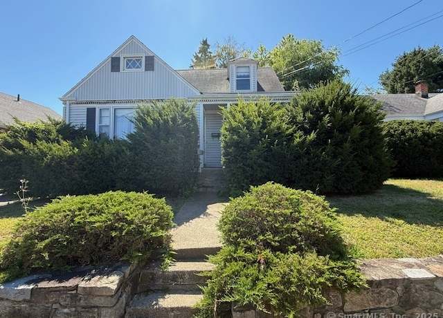 Property at 681 Westfield Ave, Bridgeport, CT 06606, 3 beds, 1.5 baths