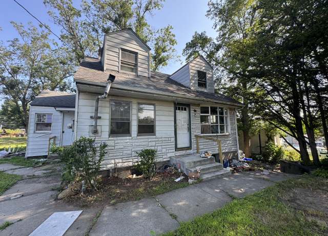 Property at 583 Anderson Ave, Milford, CT 06460, 3 beds, 1 bath