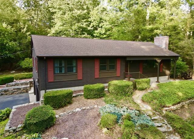 Property at 11 Silas Deane Rd, Ledyard, CT 06339, 3 beds, 2 baths