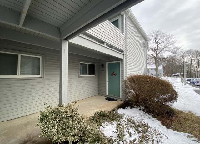 Property at 12 E Farms Rd Unit A, Torrington, CT 06790, 1 bed, 1 bath