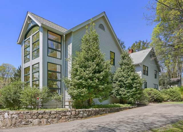 Property at 238 Weed St, New Canaan, CT 06840, 4 beds, 3 baths