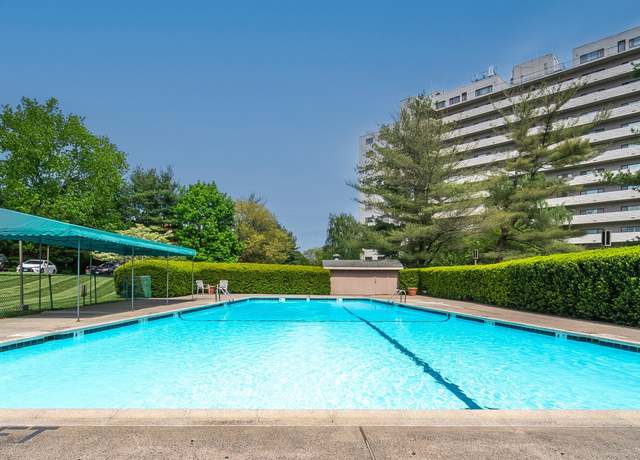 Property at 3200 Park Ave Unit 9D2, Bridgeport, CT 06604, 2 beds, 2 baths