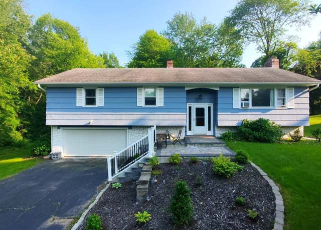 Property at 15 Brookhedge Rd, Trumbull, CT 06611, 4 beds, 2.5 baths