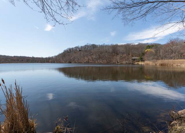 Property at 175 Twin Lakes Rd, North Branford, CT 06471