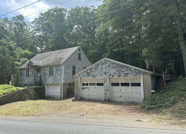 Property at 5 Obtuse Rocks Rd, Brookfield, CT 06804, 3 beds, 1 bath