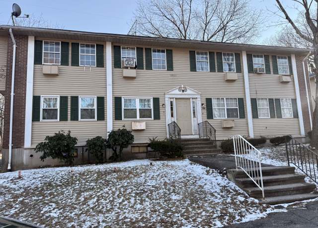 Property at 107 Angel Dr Apt C, Waterbury, CT 06708, 3 beds, 1.5 baths