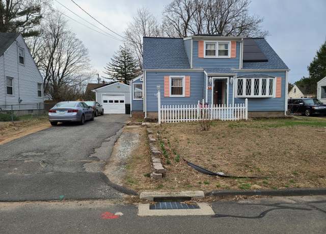 Property at 44 Sedgwick Rd, East Hartford, CT 06108, 4 beds, 2 baths
