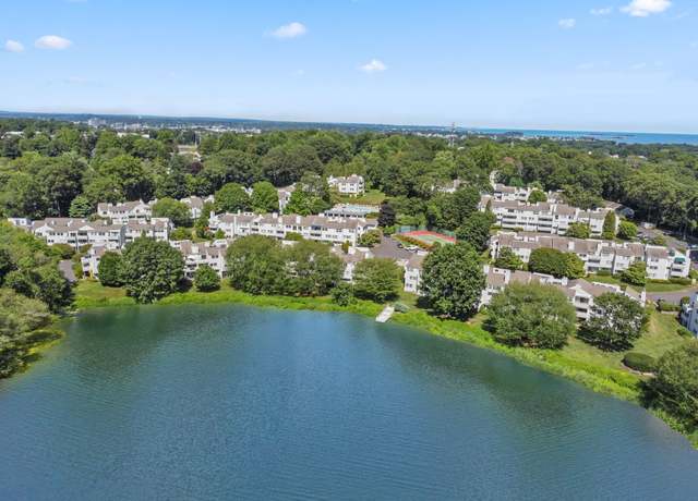 Property at 125 Rowayton Woods Dr #125, Norwalk, CT 06854, 2 beds, 1 bath