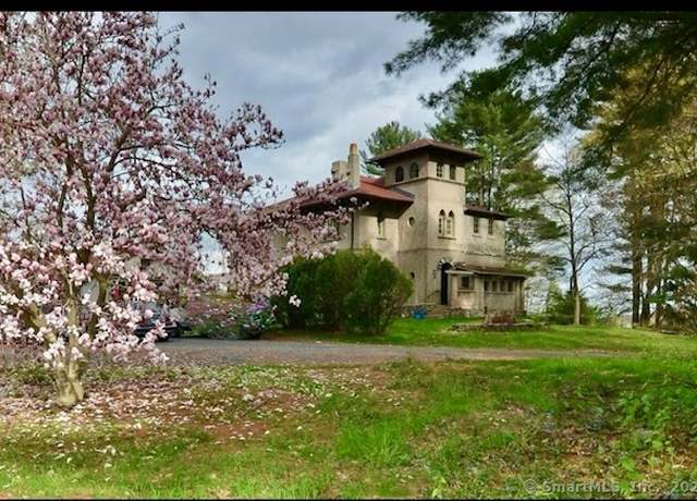 Property at 7 Old Depot Rd, Chester, CT 06412, 4 beds, 2.5 baths