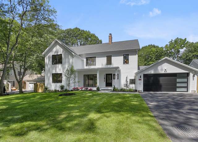 Property at 92 Westwood Rd, Fairfield, CT 06825, 5 beds, 4.5 baths