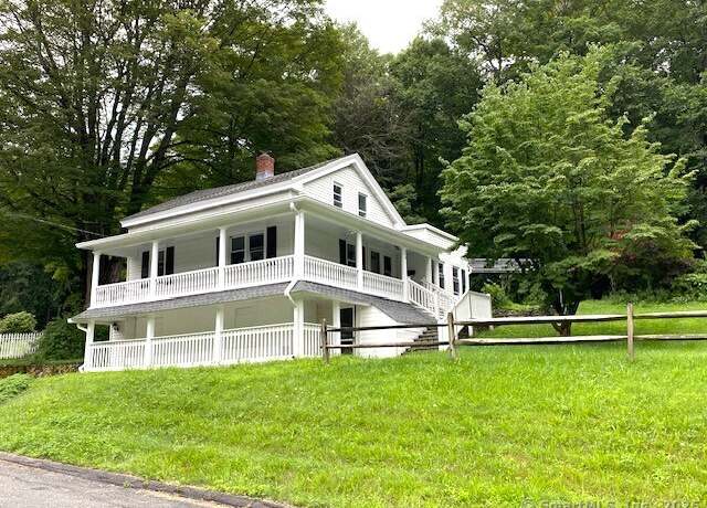 Property at 14 Northfield Rd, Watertown, CT 06795, 3 beds, 1.5 baths