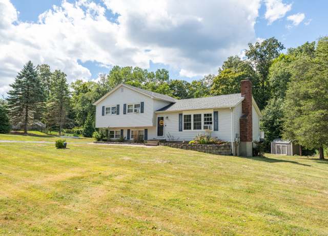 Property at 2320 Long Hill Rd, Guilford, CT 06437, 3 beds, 2 baths