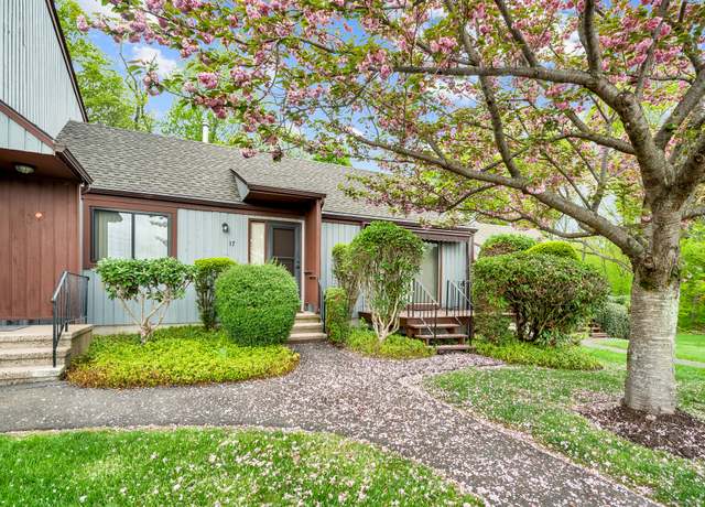 Property at 17 Shepard Hill Rd #17, Hamden, CT 06514, 2 beds, 2 baths