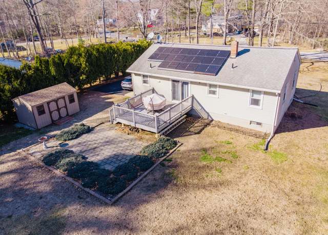 Property at 5 Mortimer Rd, Plainfield, CT 06354, 3 beds, 1 bath