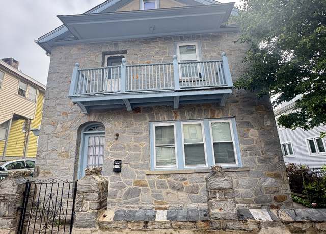 Property at 213 Pequonnock St, Bridgeport, CT 06604, 3 beds, 1.5 baths