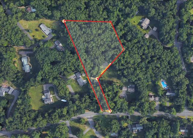 Property at 224 Arch Rd, Avon, CT 06001