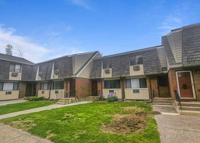 Property at 300 High Path Rd #300, Windsor, CT 06095, 2 beds, 2.5 baths