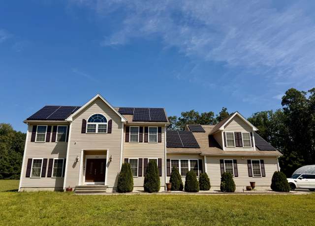 Property at 438 Pleasant Valley Rd, South Windsor, CT 06074, 5 beds, 4.5 baths