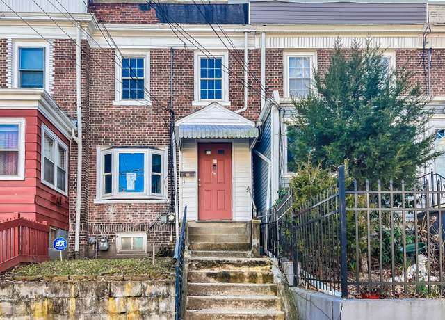 Property at 396 Dover St, Bridgeport, CT 06610, 2 beds, 1 bath