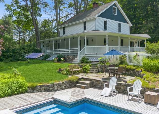 Property at 665 Lakeside Rd, Southbury, CT 06488, 3 beds, 2 baths